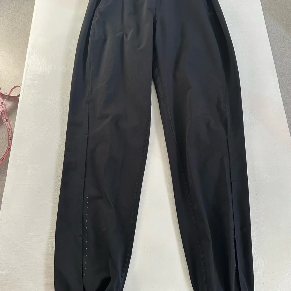 ✨Lululemon Adapted State High-Rise Jogger *Airflow Black size 0 - Picture 8 of 13